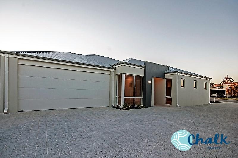 Photo - 17A Parkin Street, Rockingham WA 6168 - Image 2