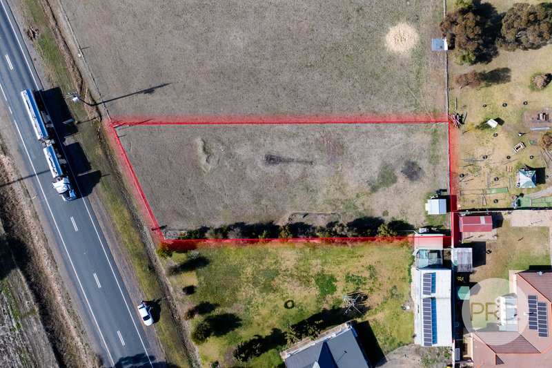 Photo - 17A Railway Street, The Rock NSW 2655 - Image 6