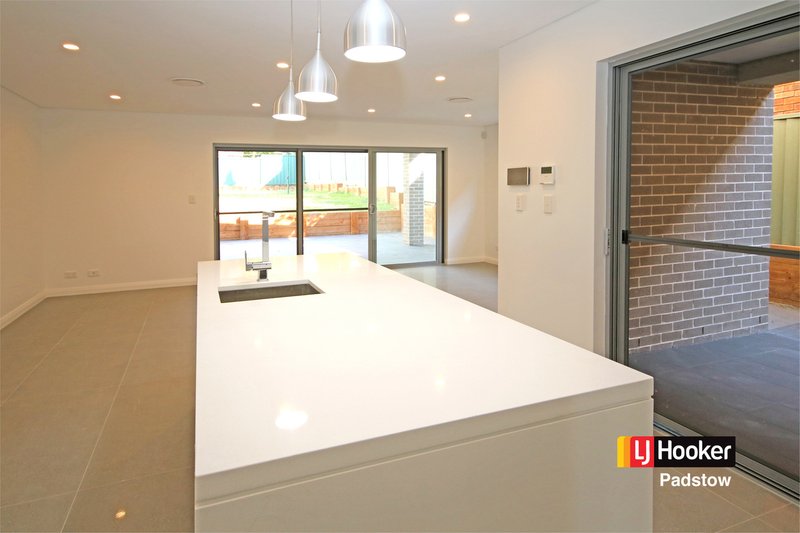Photo - 17A Richmond Avenue, Padstow Heights NSW 2211 - Image 4