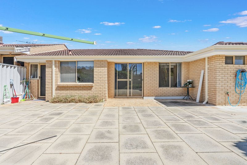 Photo - 17A Rosebury Avenue, Alexander Heights WA 6064 - Image 4