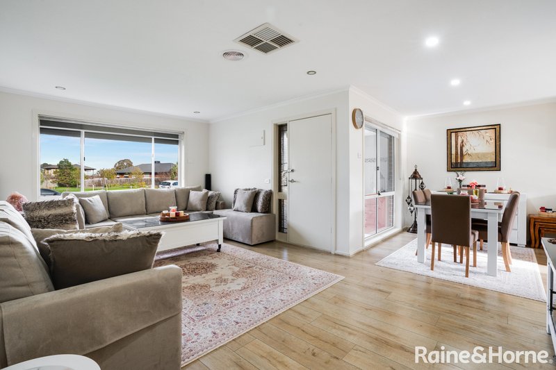 Photo - 17A Sheoak Court, Meadow Heights VIC 3048 - Image 3