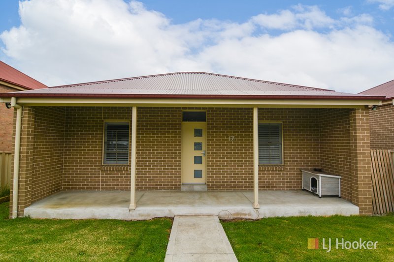 Photo - 17a Silcock Street, Lithgow NSW 2790 - Image 17