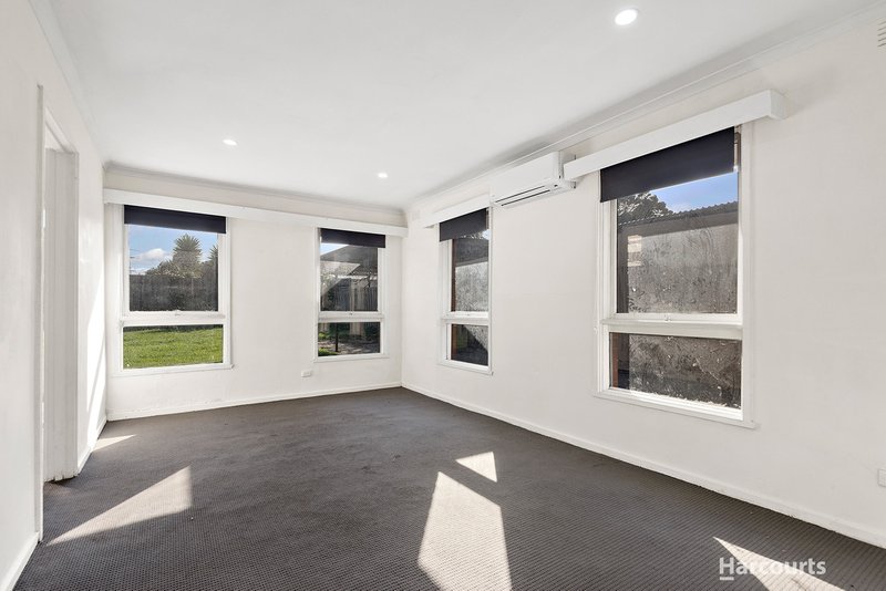 Photo - 17A Third Avenue, Dandenong North VIC 3175 - Image 3