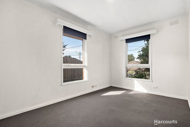 Photo - 17A Third Avenue, Dandenong North VIC 3175 - Image 5