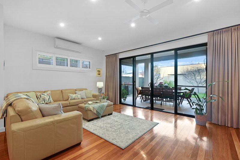 Photo - 17A Victoria Street, Henley Beach SA 5022 - Image 10