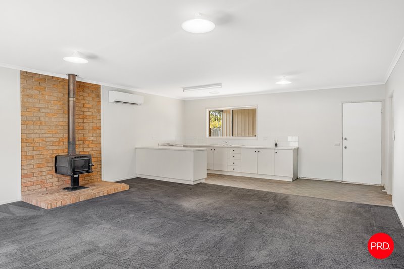 Photo - 1/7A Waratah Road, Huntly VIC 3551 - Image 3