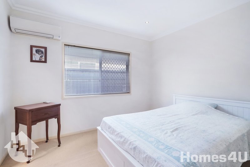 Photo - 17A Yacht Street, Clontarf QLD 4019 - Image 9