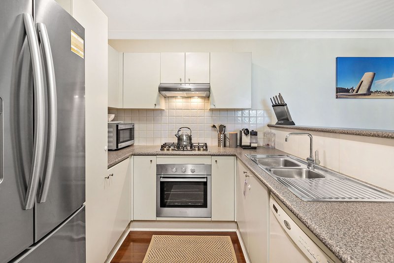 Photo - 17A/19-21 George Street, North Strathfield NSW 2137 - Image 3