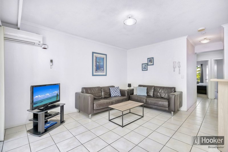 Photo - 17A/220 Marine Parade, Labrador QLD 4215 - Image 9