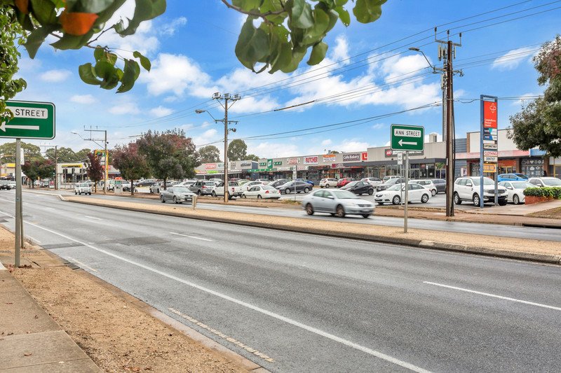 Photo - 17B Brooker Avenue, Campbelltown SA 5074 - Image 5