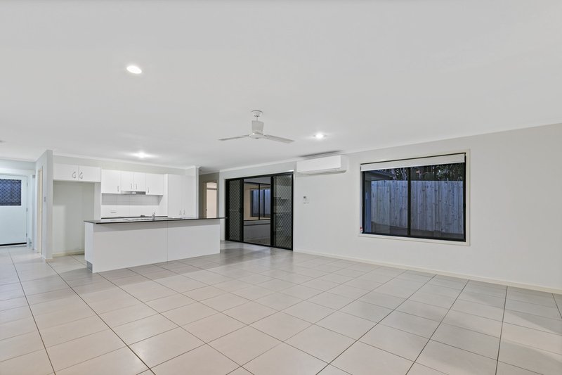 Photo - 17B Low Street, Yandina QLD 4561 - Image 4