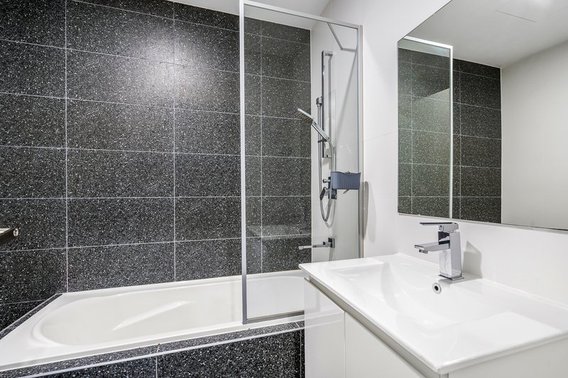 Photo - 17b/35 Toongabbie Road, Toongabbie NSW 2146 - Image 6