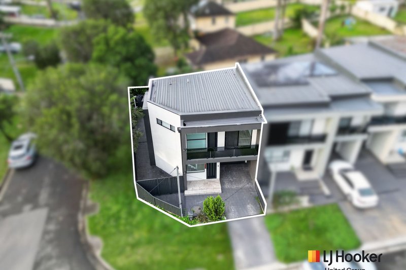 Photo - 17C Lomani Street, Busby NSW 2168 - Image 2