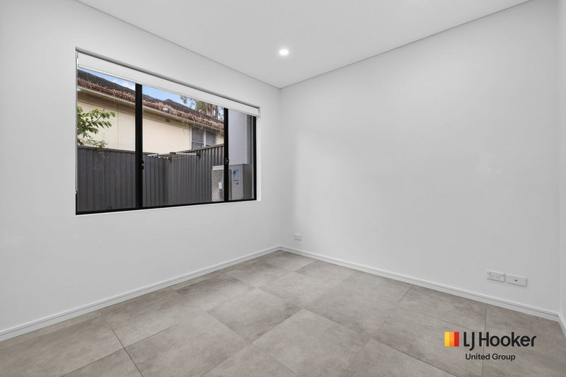Photo - 17C Lomani Street, Busby NSW 2168 - Image 3