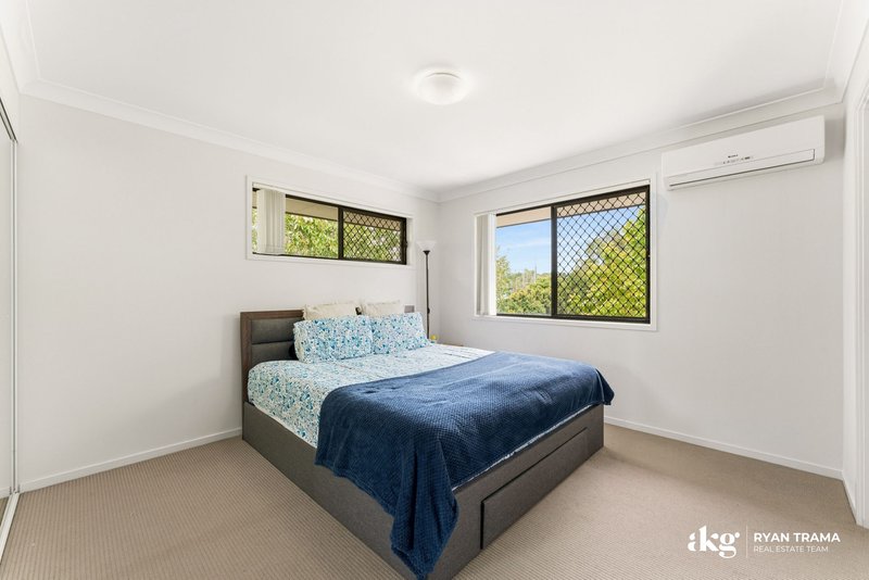 Photo - 1/8-12 Wattlebrush Court, Park Ridge QLD 4125 - Image 11