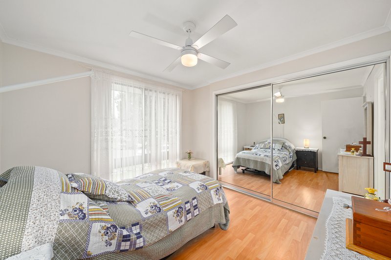 Photo - 18 & 18A Turquoise Crescent, Bossley Park NSW 2176 - Image 8