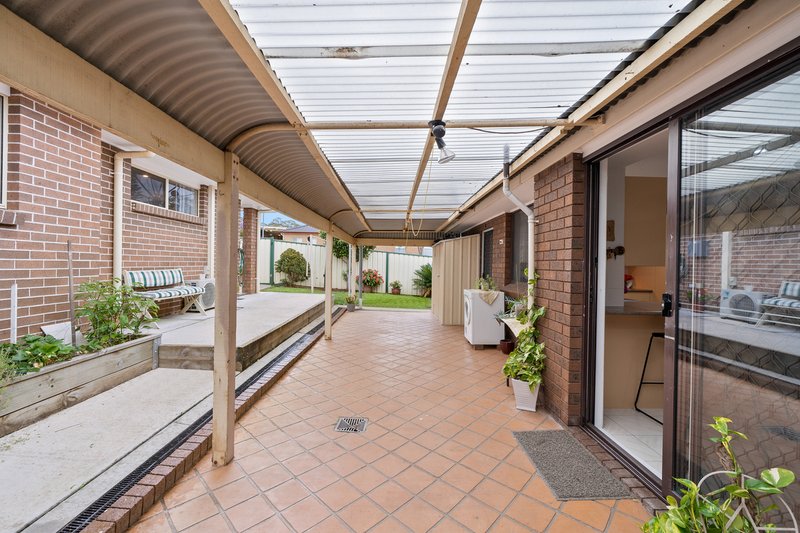 Photo - 18 & 18A Turquoise Crescent, Bossley Park NSW 2176 - Image 10