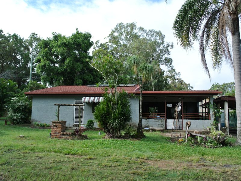 Photo - 18-20 Arthur Street, Macleay Island QLD 4184 - Image 3