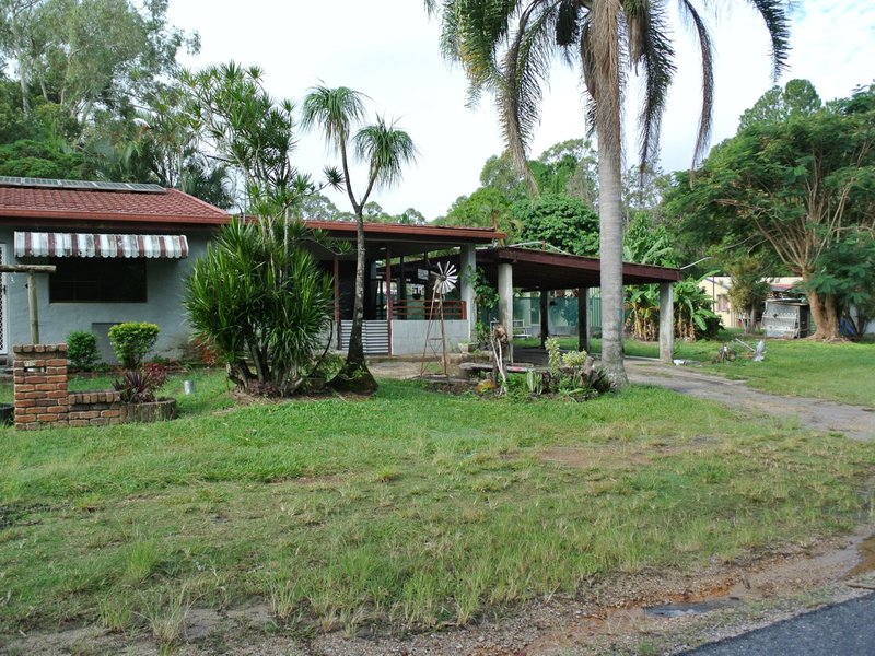 Photo - 18-20 Arthur Street, Macleay Island QLD 4184 - Image 18