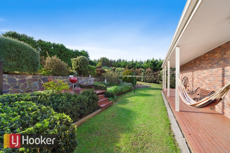 Photo - 18-20 Cranston Close, Narre Warren North VIC 3804 - Image 20