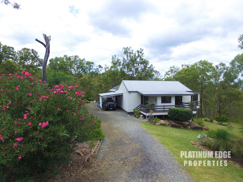 Photo - 18-20 Farwell Close, Kooralbyn QLD 4285 - Image 2