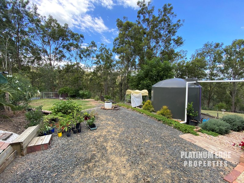 Photo - 18-20 Farwell Close, Kooralbyn QLD 4285 - Image 16