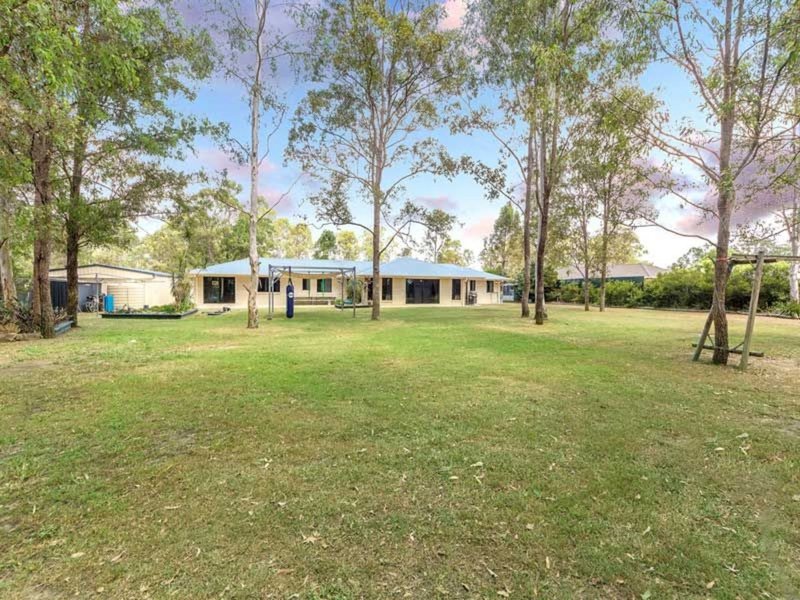 Photo - 18 - 20 Forestpark Place, Upper Caboolture QLD 4510 - Image 14