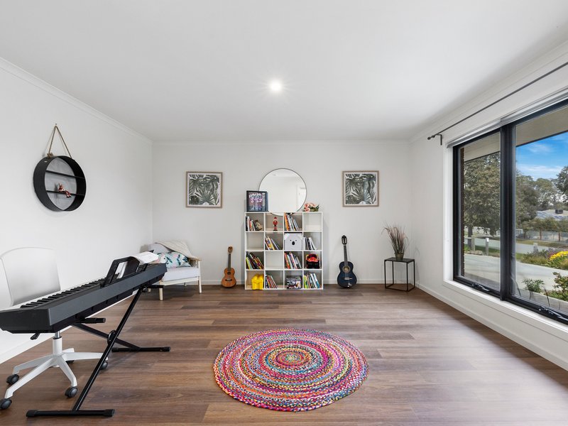 Photo - 18-20 Scarlett Street, Avenel VIC 3664 - Image 17