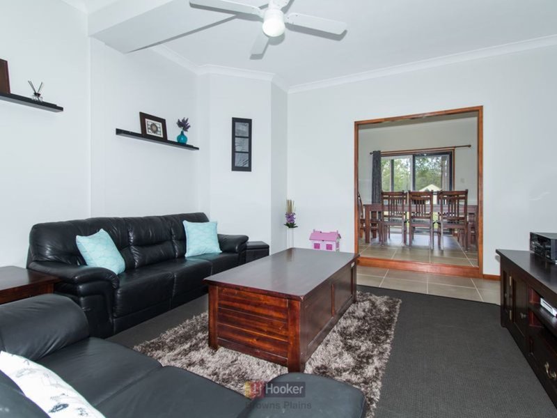 Photo - 18-20 Tigercat Court, Greenbank QLD 4124 - Image 12