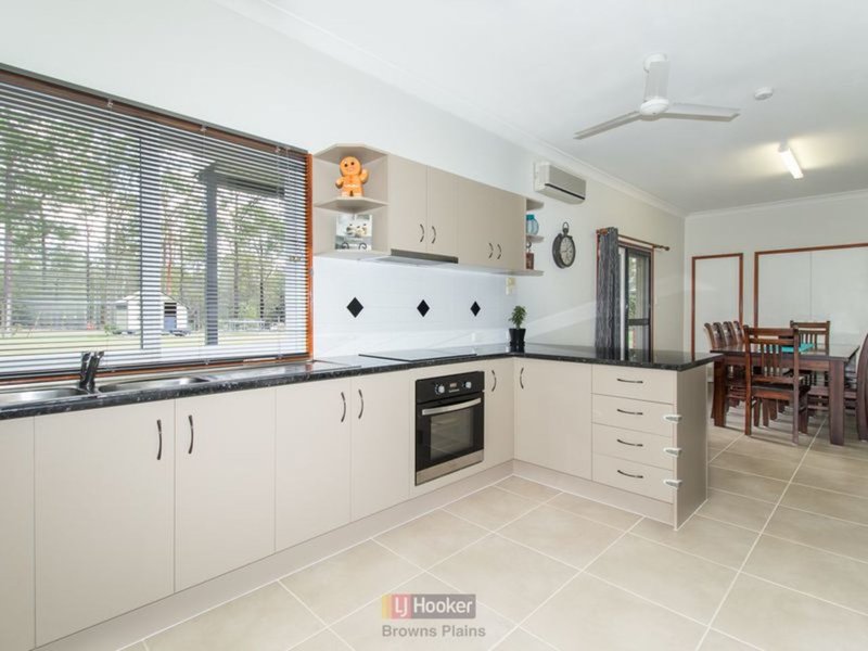 Photo - 18-20 Tigercat Court, Greenbank QLD 4124 - Image 15