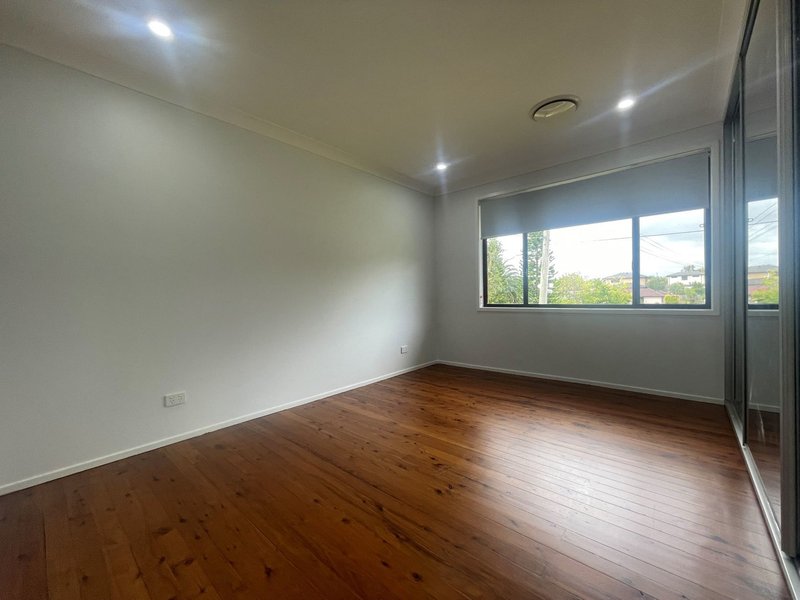 Photo - 18 Abercrombie Avenue, Seven Hills NSW 2147 - Image 5