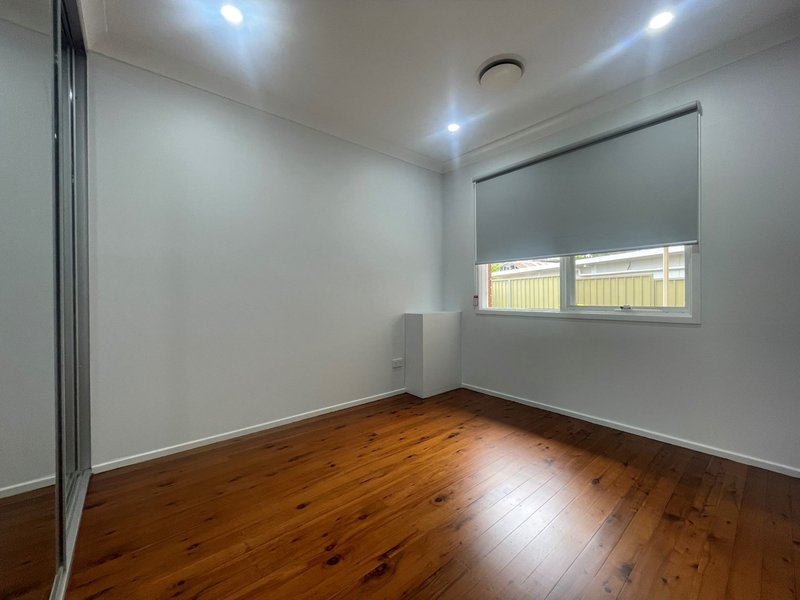 Photo - 18 Abercrombie Avenue, Seven Hills NSW 2147 - Image 6