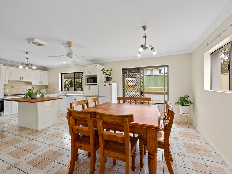 Photo - 18 Aberdeen Street, Bundamba QLD 4304 - Image 9