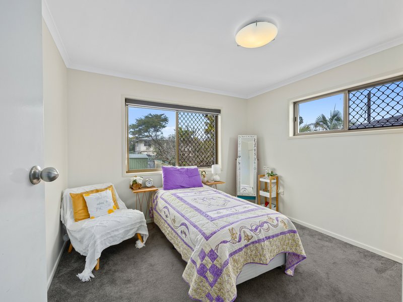 Photo - 18 Aberdeen Street, Bundamba QLD 4304 - Image 17