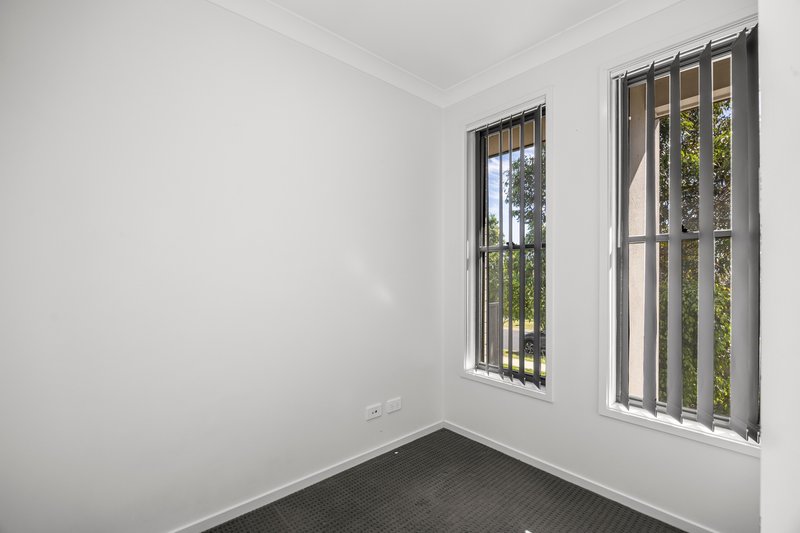 Photo - 1/8 Acmena Street, Gillieston Heights NSW 2321 - Image 5