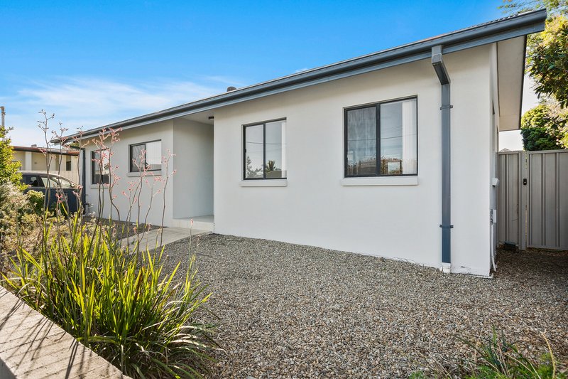 Photo - 1/8 Adelaide Place, Shellharbour NSW 2529 - Image 1