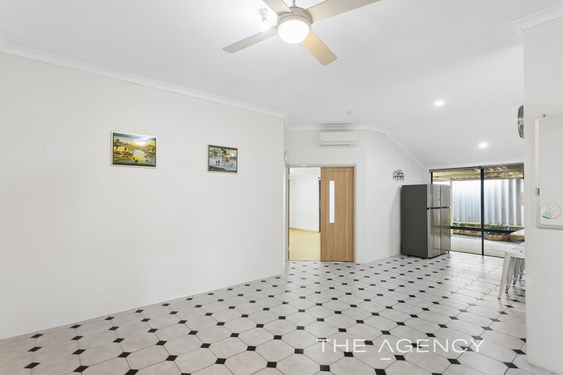 Photo - 18 Adelphi Court, Marangaroo WA 6064 - Image 13