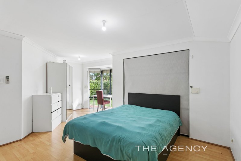 Photo - 18 Adelphi Court, Marangaroo WA 6064 - Image 24