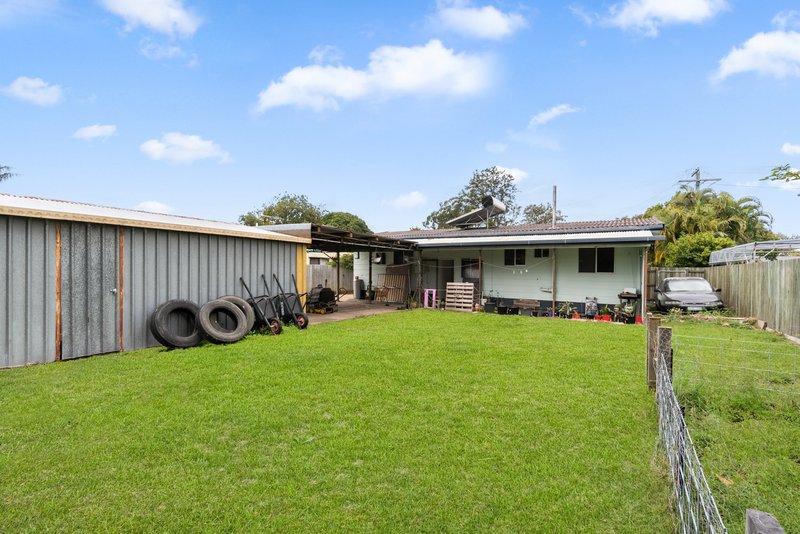 Photo - 18 Airlie Avenue, Deception Bay QLD 4508 - Image 2