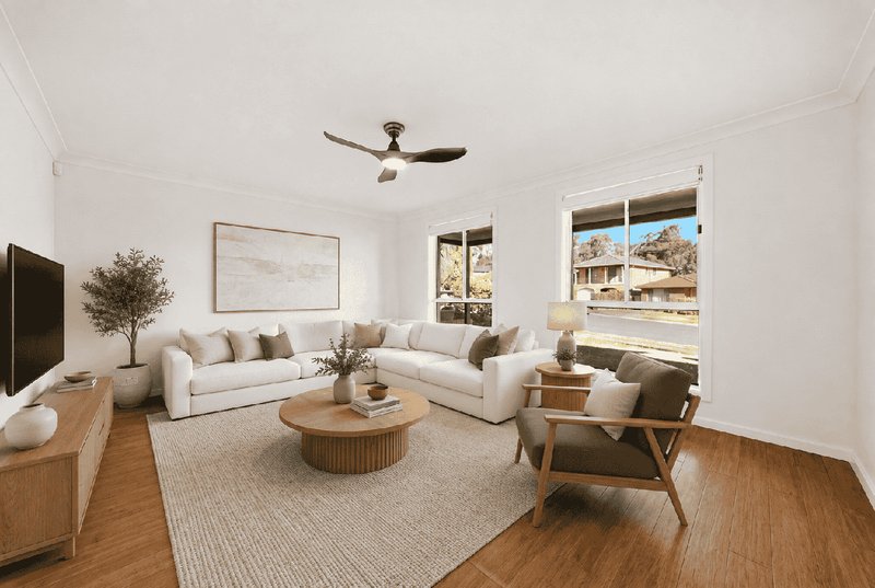Photo - 18 Alamein Road, Bossley Park NSW 2176 - Image 2