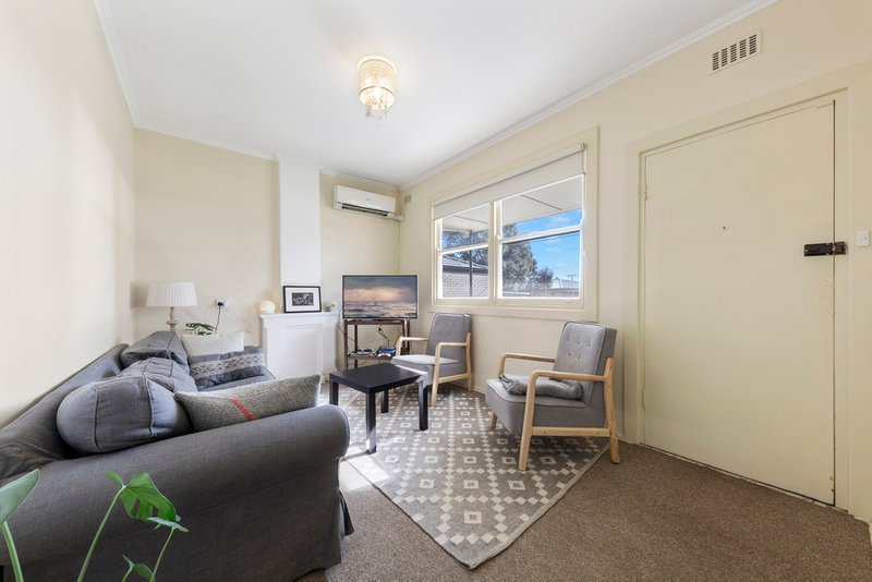 Photo - 18 Alexander Avenue, Campbelltown SA 5074 - Image 3