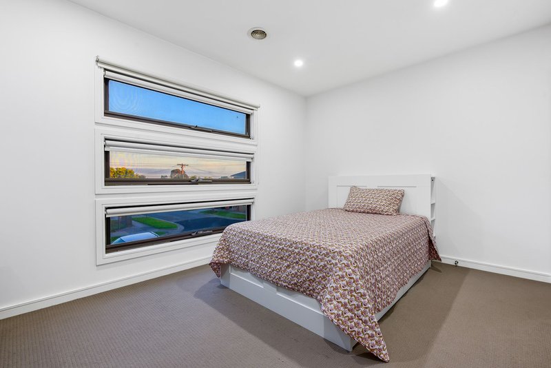 Photo - 1/8 Alfred Street, Noble Park VIC 3174 - Image 10