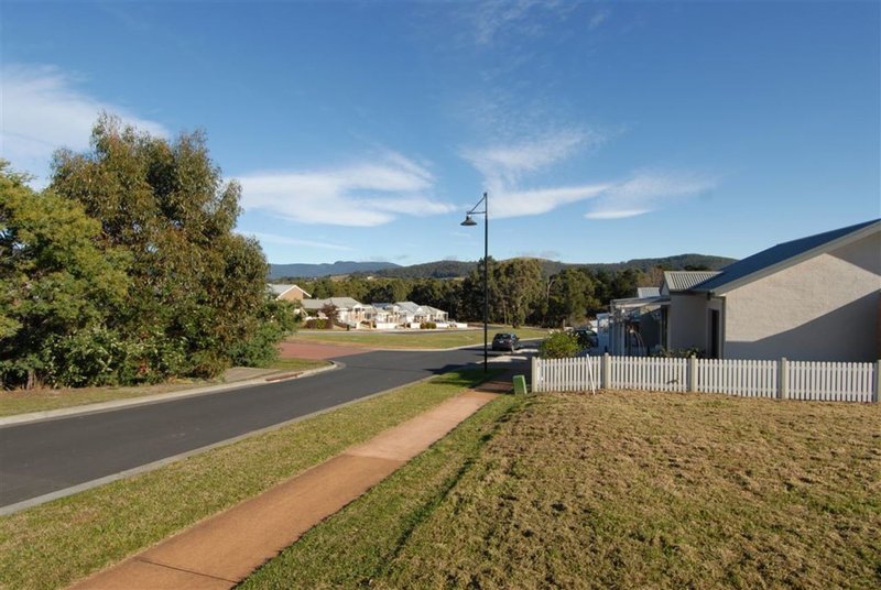 Photo - 18 Alfreds Garden , Kingston TAS 7050 - Image 2