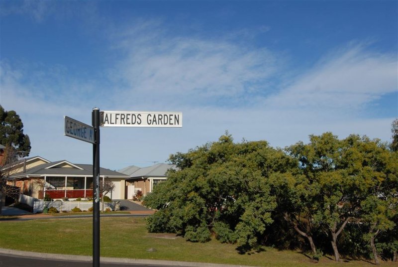 Photo - 18 Alfreds Garden , Kingston TAS 7050 - Image 3