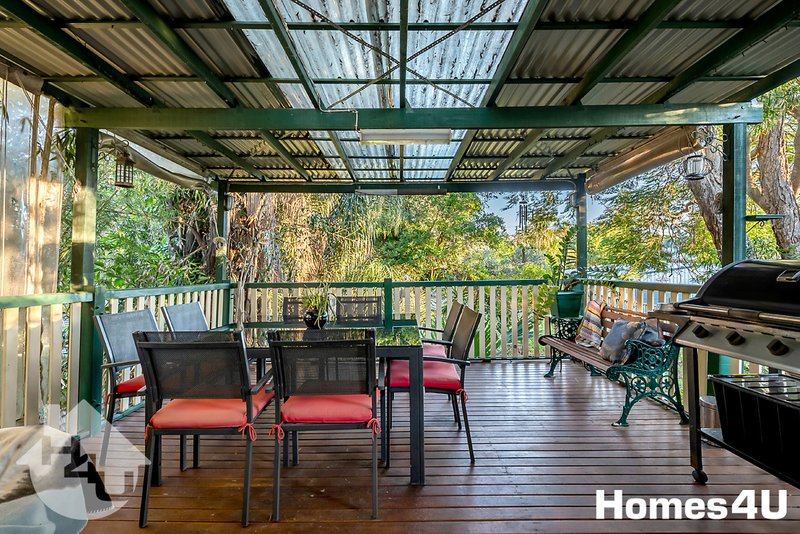 Photo - 18 Alice St , Clontarf QLD 4019 - Image 11