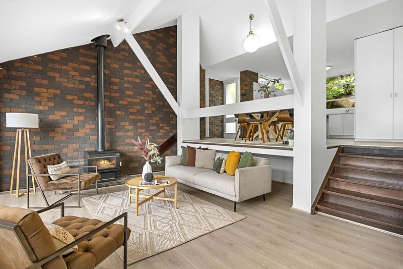 Photo - 18 Allenby Park Parade, Allambie Heights NSW 2100 - Image 6