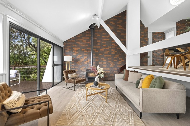 Photo - 18 Allenby Park Parade, Allambie Heights NSW 2100 - Image 11