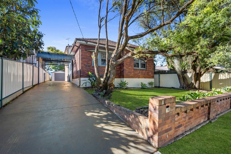 Photo - 18 Alma Street, Hurstville NSW 2220 - Image 1