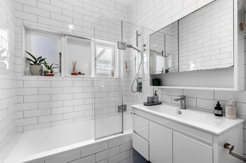 Photo - 18 Alma Street, Hurstville NSW 2220 - Image 11
