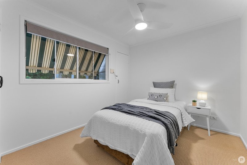 Photo - 18 Alrex Street, Everton Hills QLD 4053 - Image 21